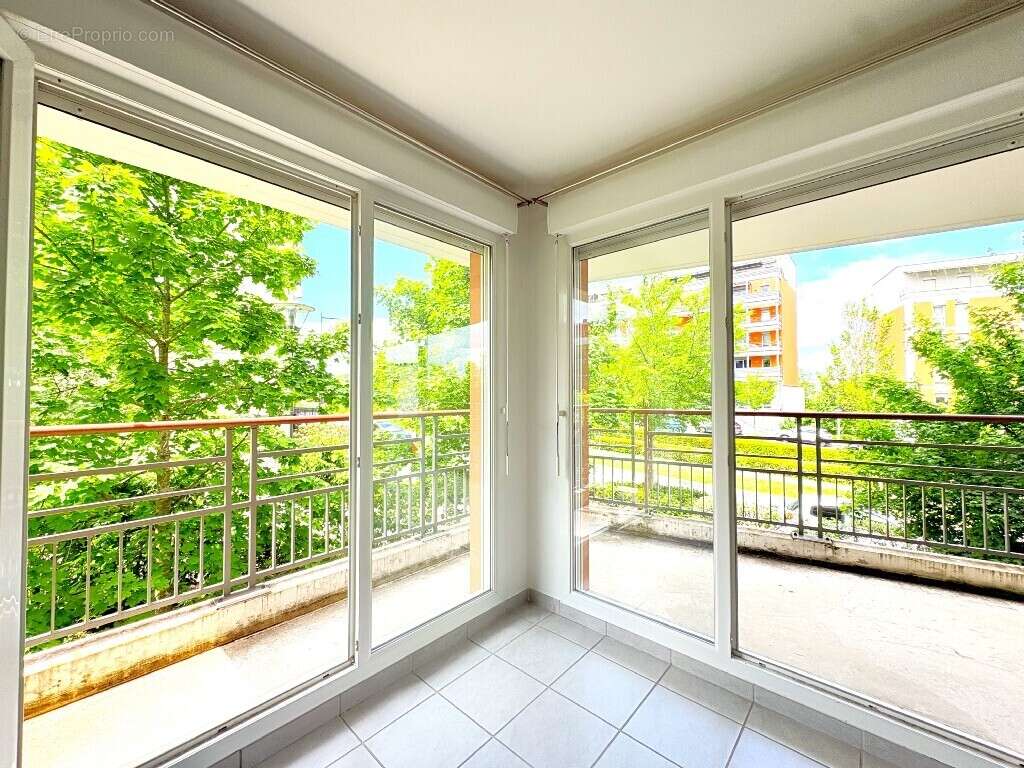 Appartement à SEYNOD