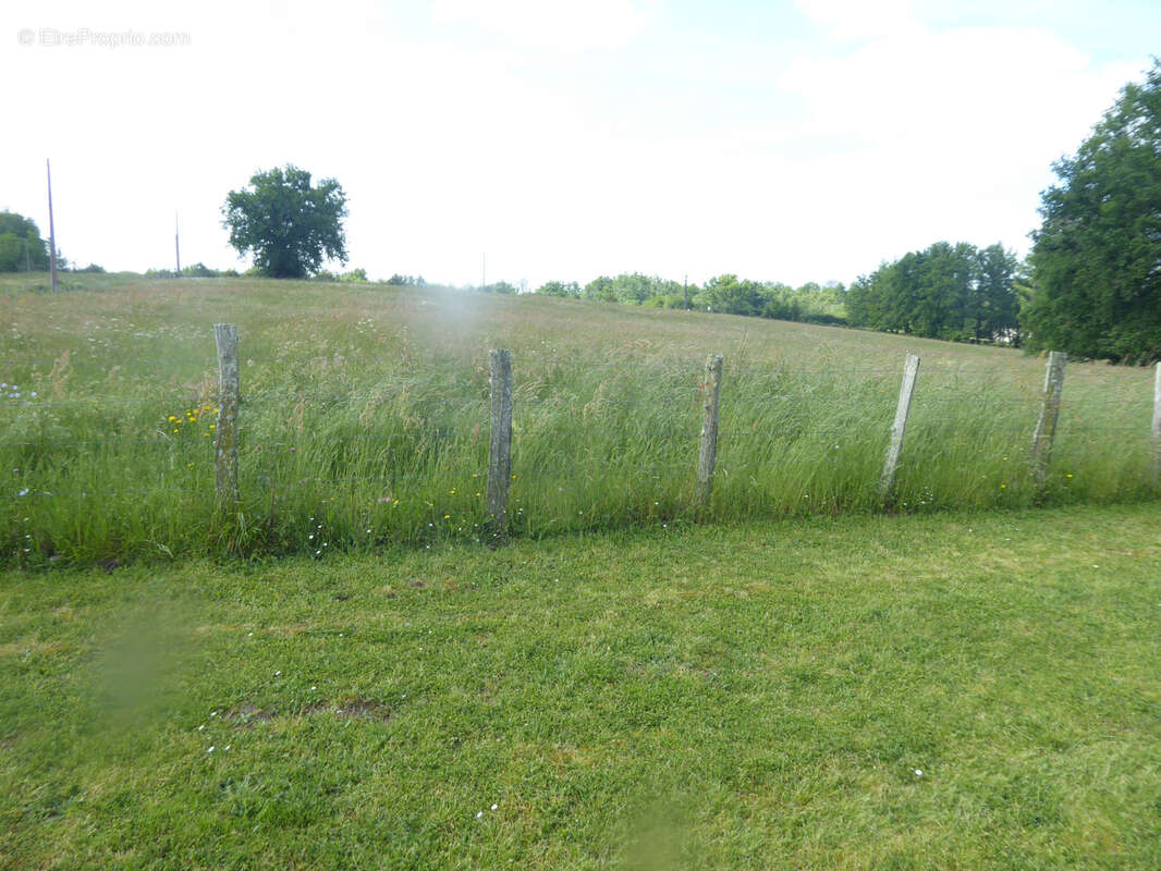 Maison à SAINT-PRIVAT-DES-PRES