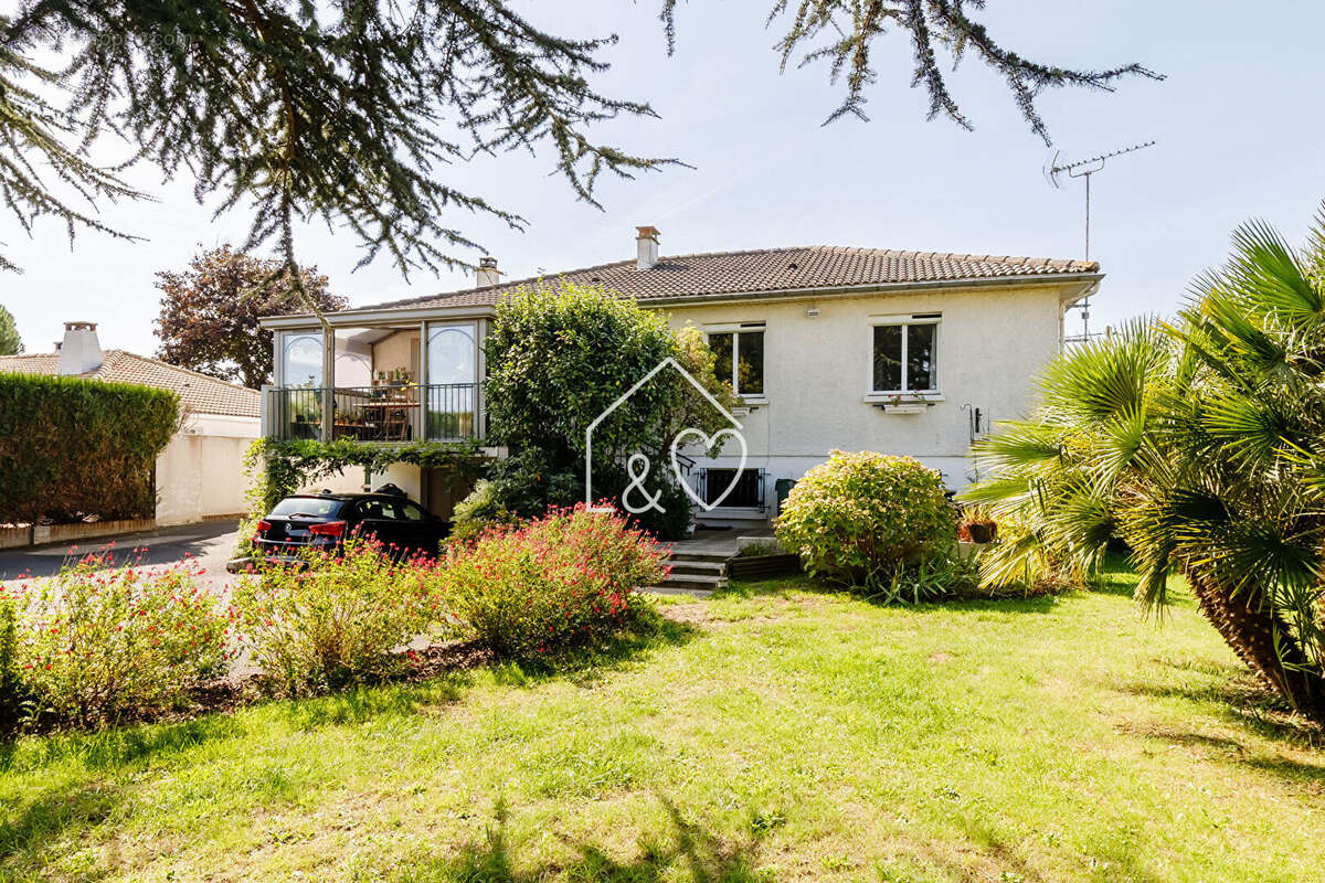 Maison familiale avec terrain constructible - photo 2