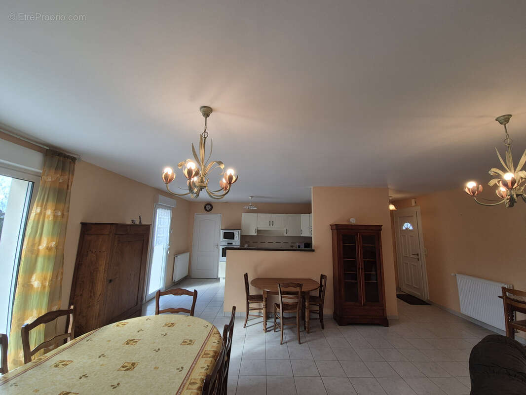 Maison à SABLE-SUR-SARTHE