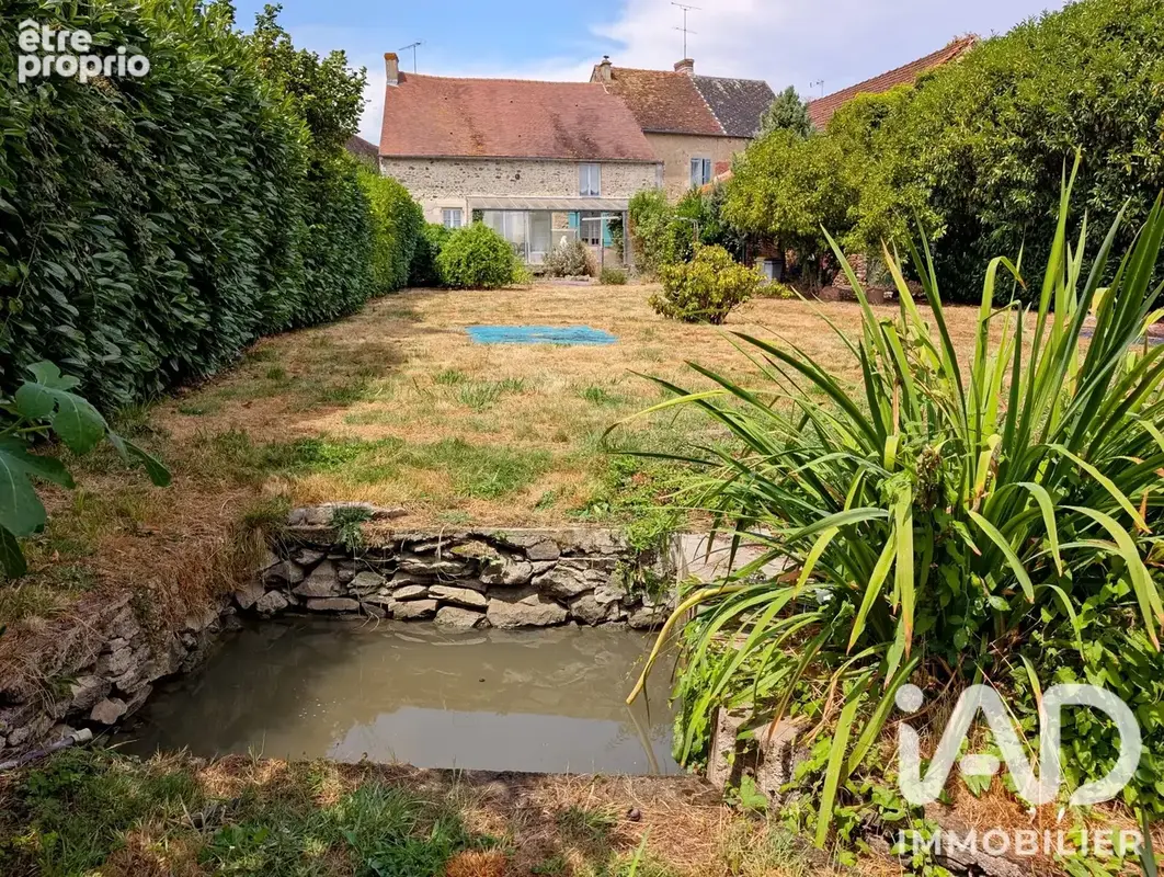 Photo 1 - Maison à SAINT-DENIS-DE-JOUHET