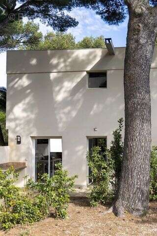 Maison à HYERES