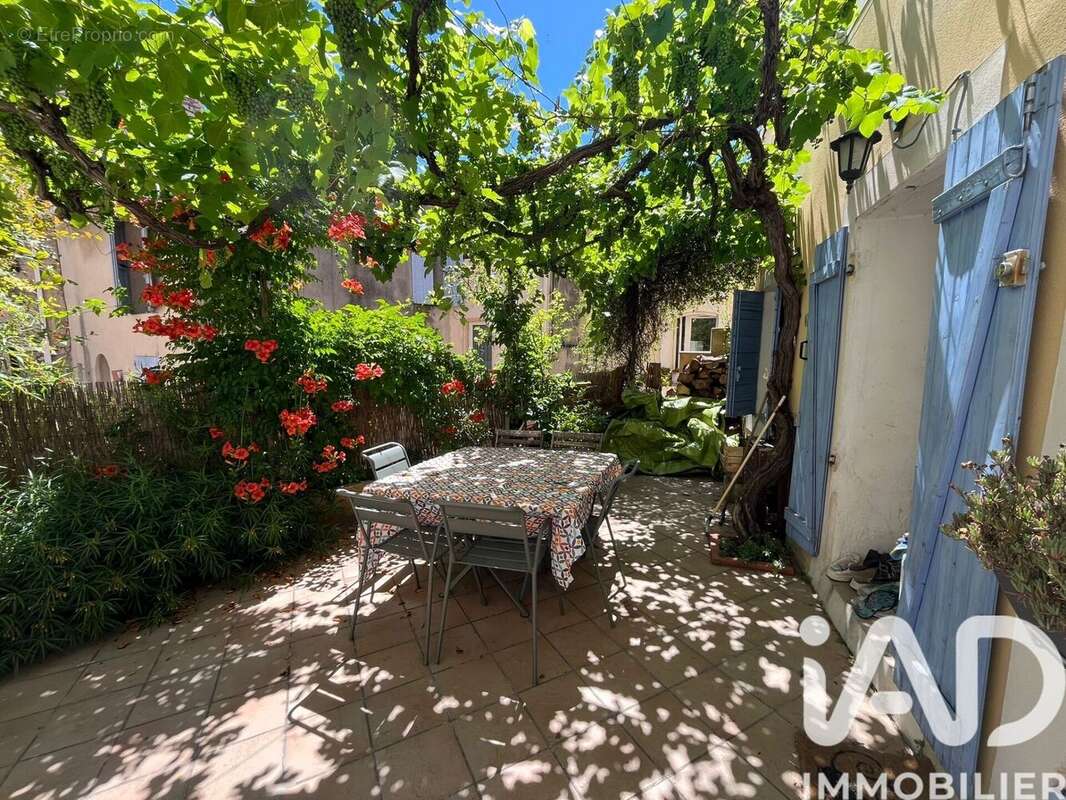 Photo 2 - Maison à EYGUIERES