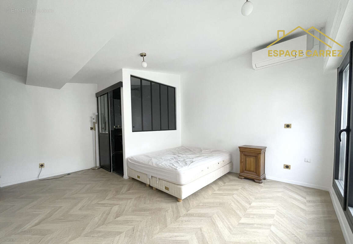 Appartement à LES LILAS