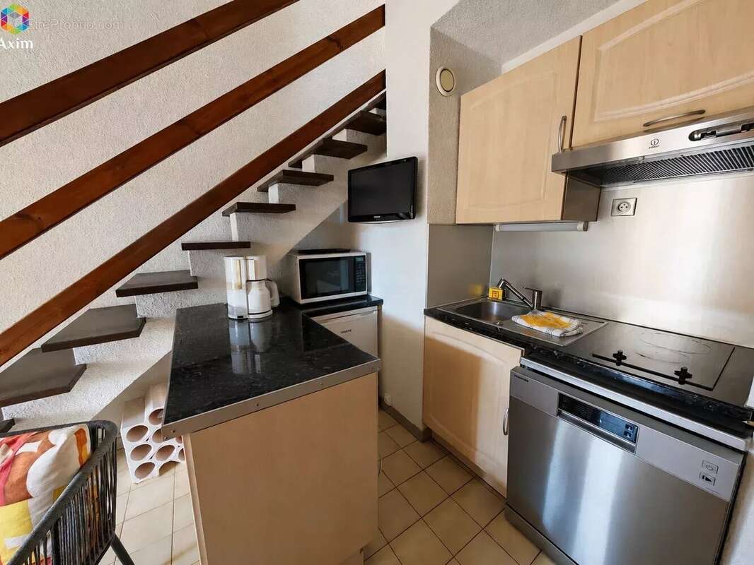 Saint-raphaël – appartement avec terrasse couverte – vue sur les jardins - photo 4