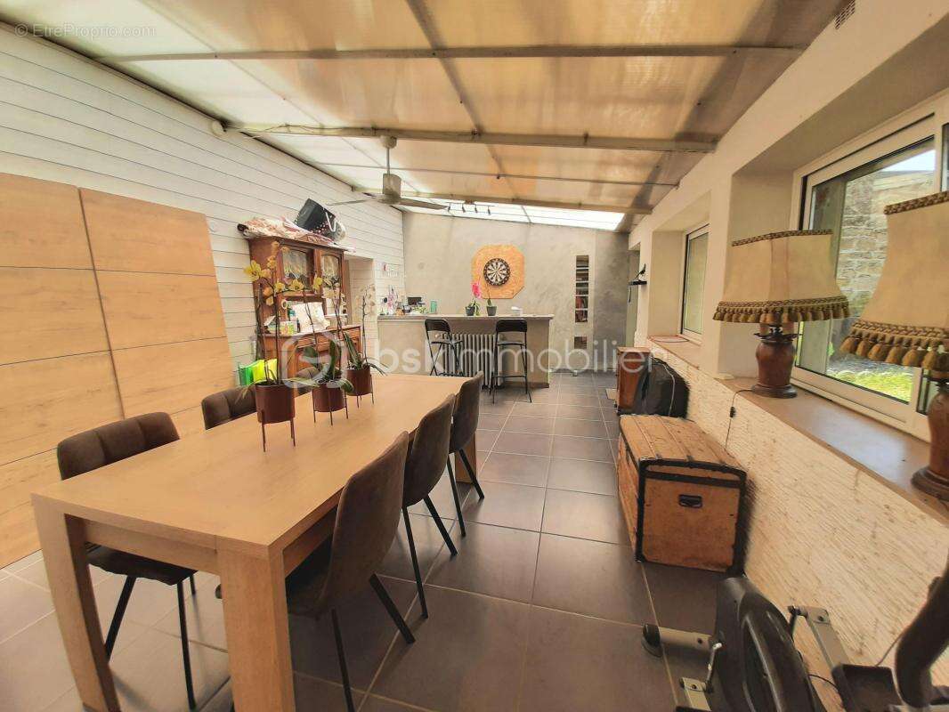 Maison 5 pièces 120 m² - photo 2