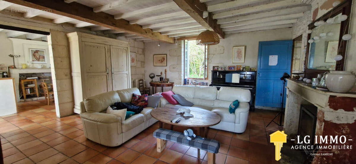 Maison à SAINT-FORT-SUR-GIRONDE