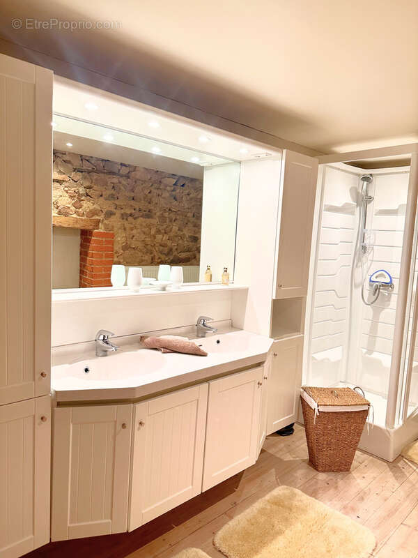 Maison à MONTAIGUET-EN-FOREZ