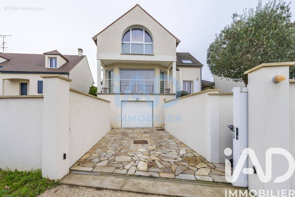 Photo 1 - Maison à MORET-SUR-LOING