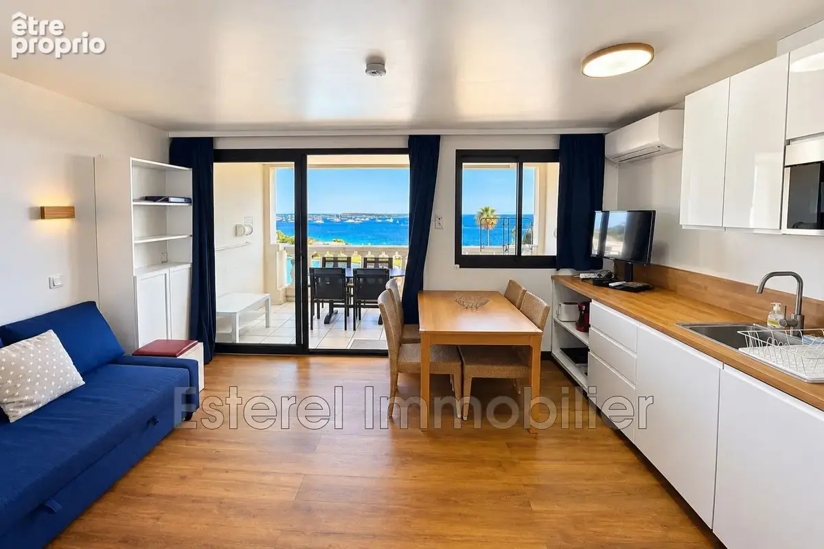Appartement 2 pièces 35 m² à vendre à Cannes (06400) - photo 2