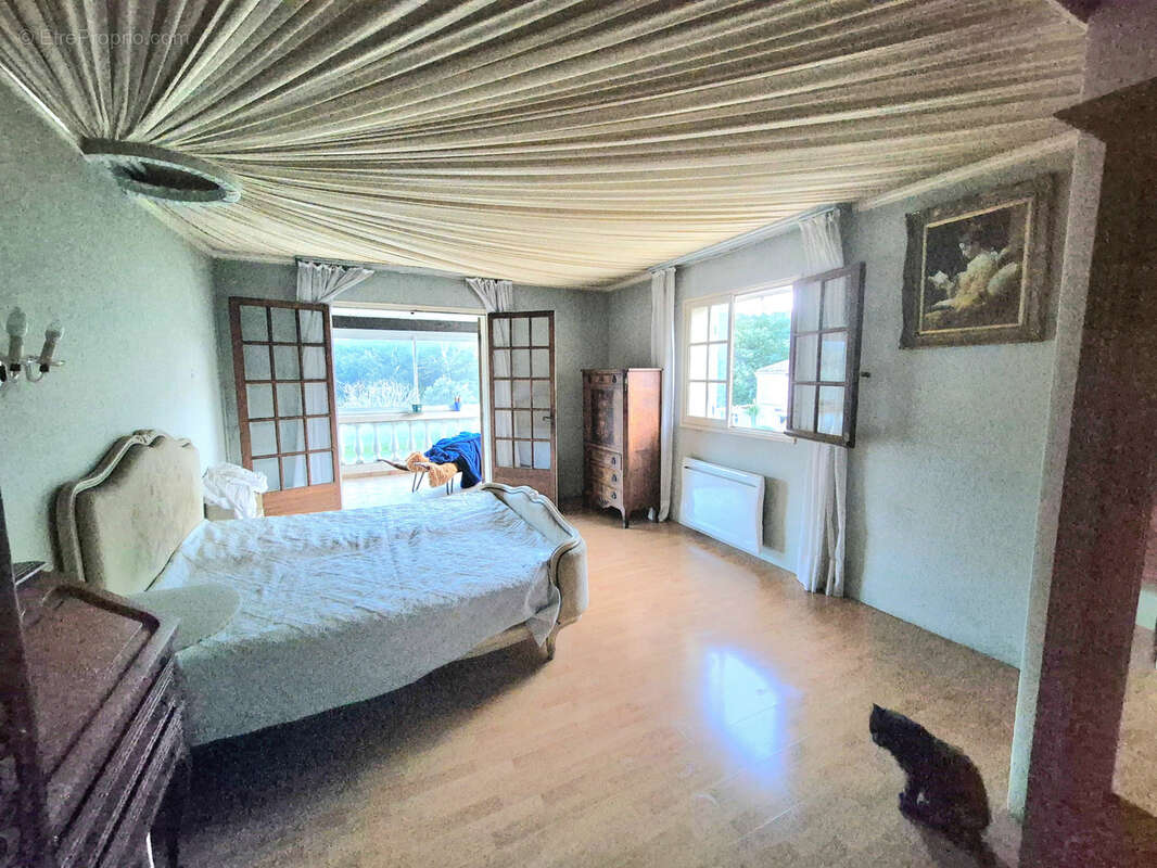 Maison à BORMES-LES-MIMOSAS