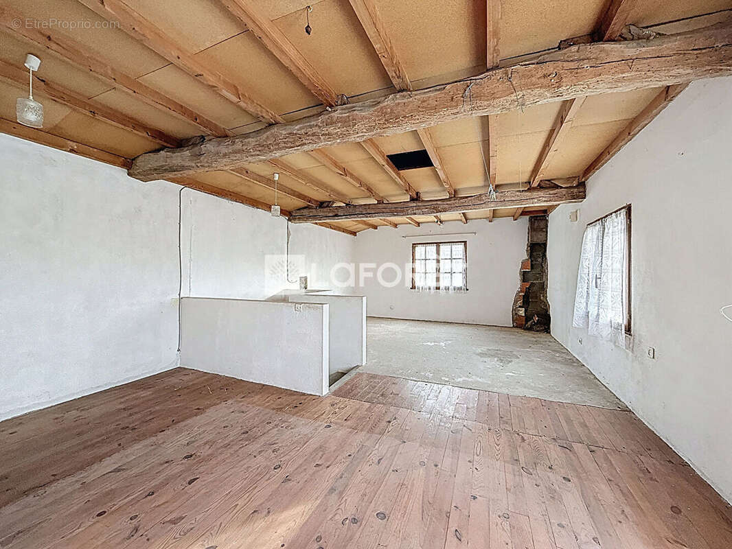 Maison à DOUE-LA-FONTAINE