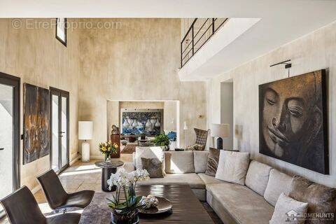 Maison à TOURRETTES