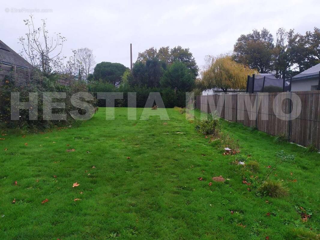 _copie-0_1761821843989 - Terrain à GRANDCHAMPS-DES-FONTAINES