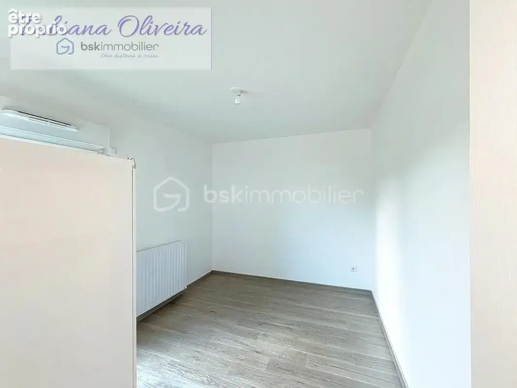 Appartement f3 chessy – 70m² – 325 000 € - photo 6