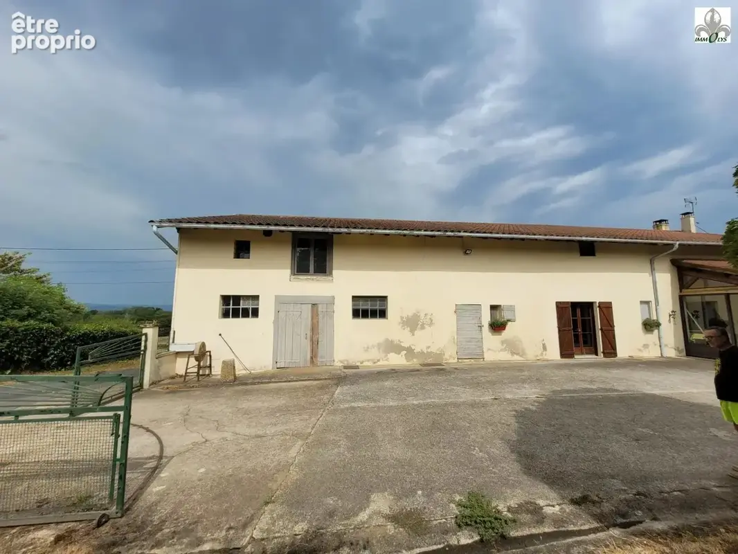 Maison à PONT-DE-VAUX