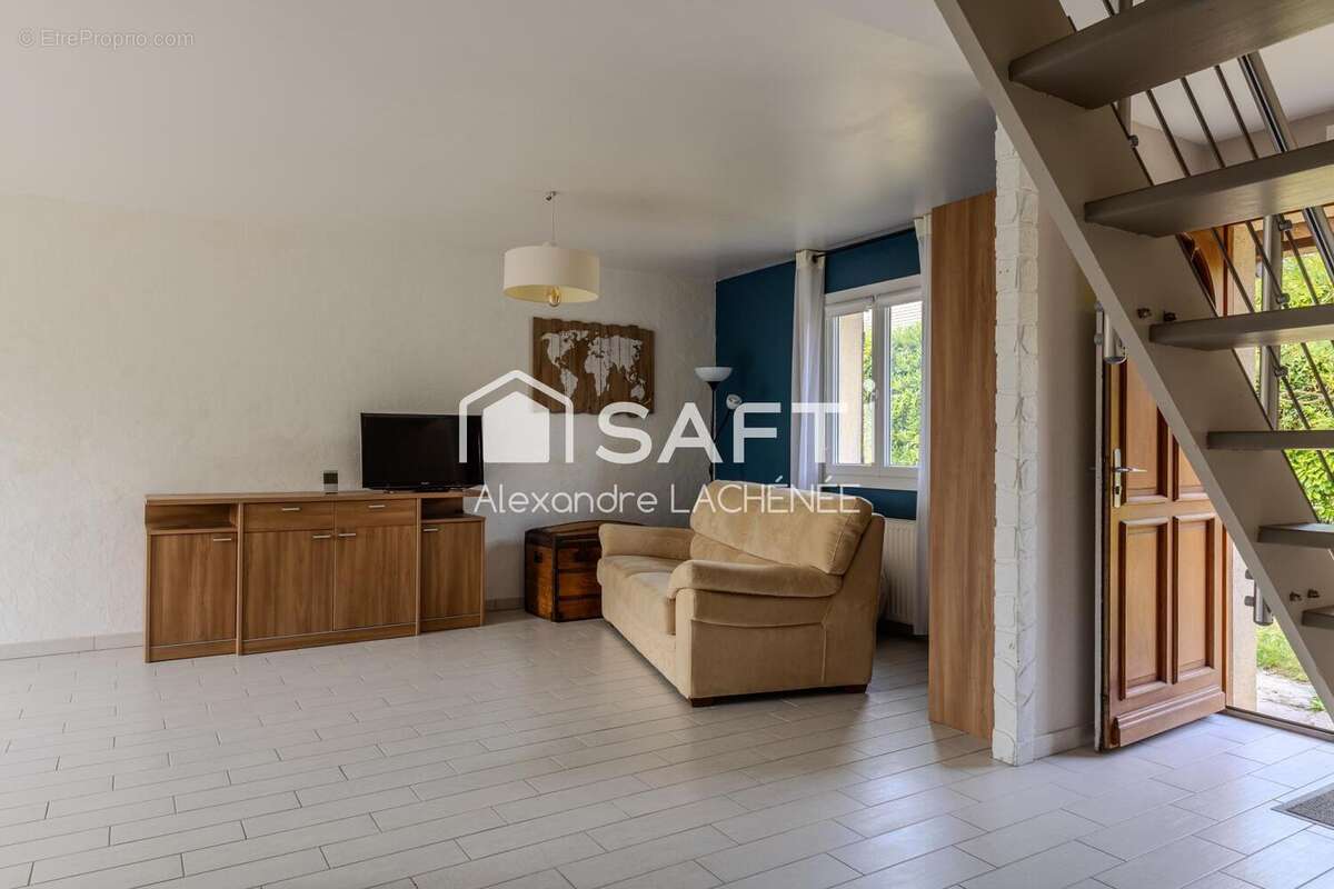 Photo 5 - Maison à VILLENEUVE-LES-SABLONS