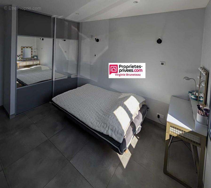 Maison à CUSSAC-FORT-MEDOC