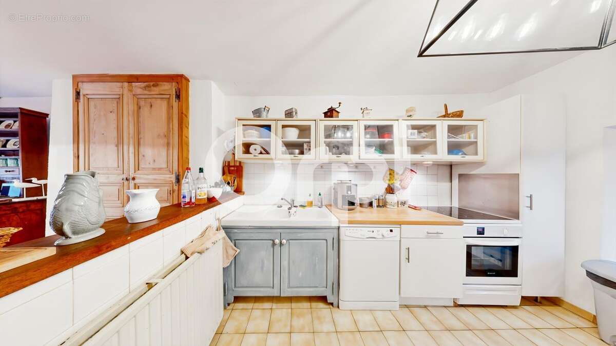 Maison à VALLON-PONT-D'ARC