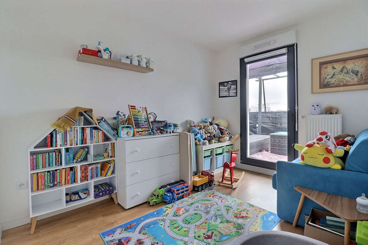 Appartement à COLOMBES