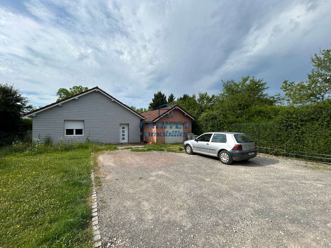 Maison à MAGNY-VERNOIS