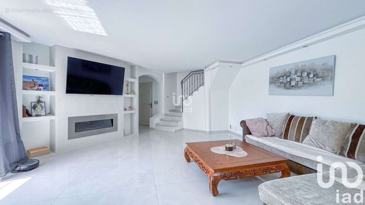 Photo 4 - Maison à PUGET-SUR-ARGENS