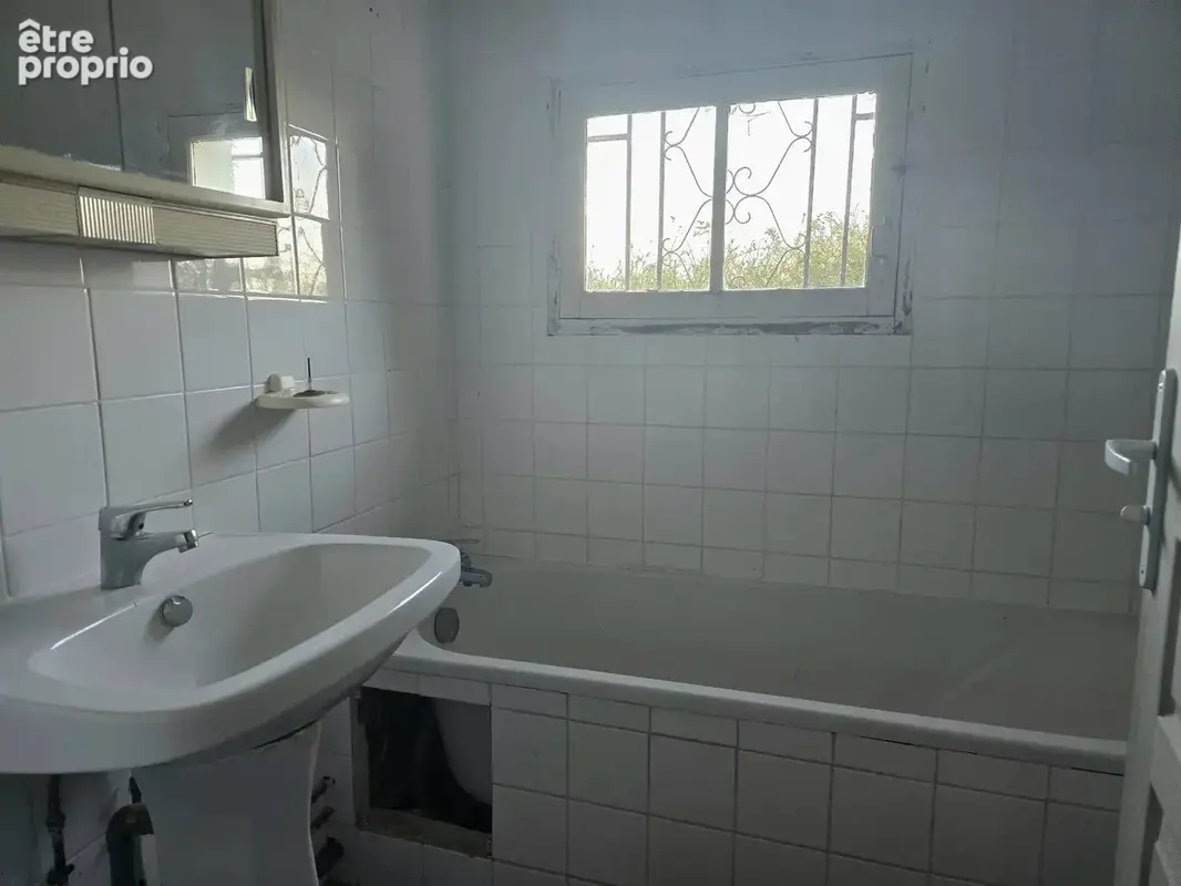 Maison 177 m² à Lusignac  - photo 9