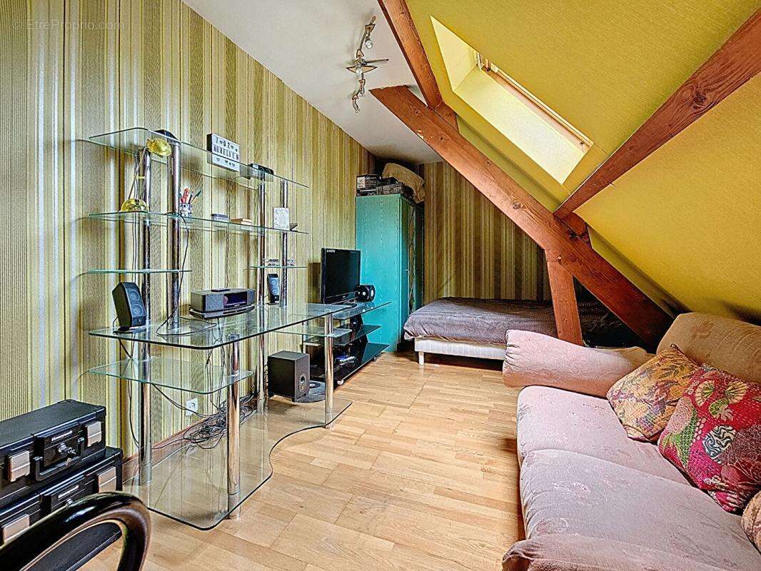 Maison à POIGNY-LA-FORET