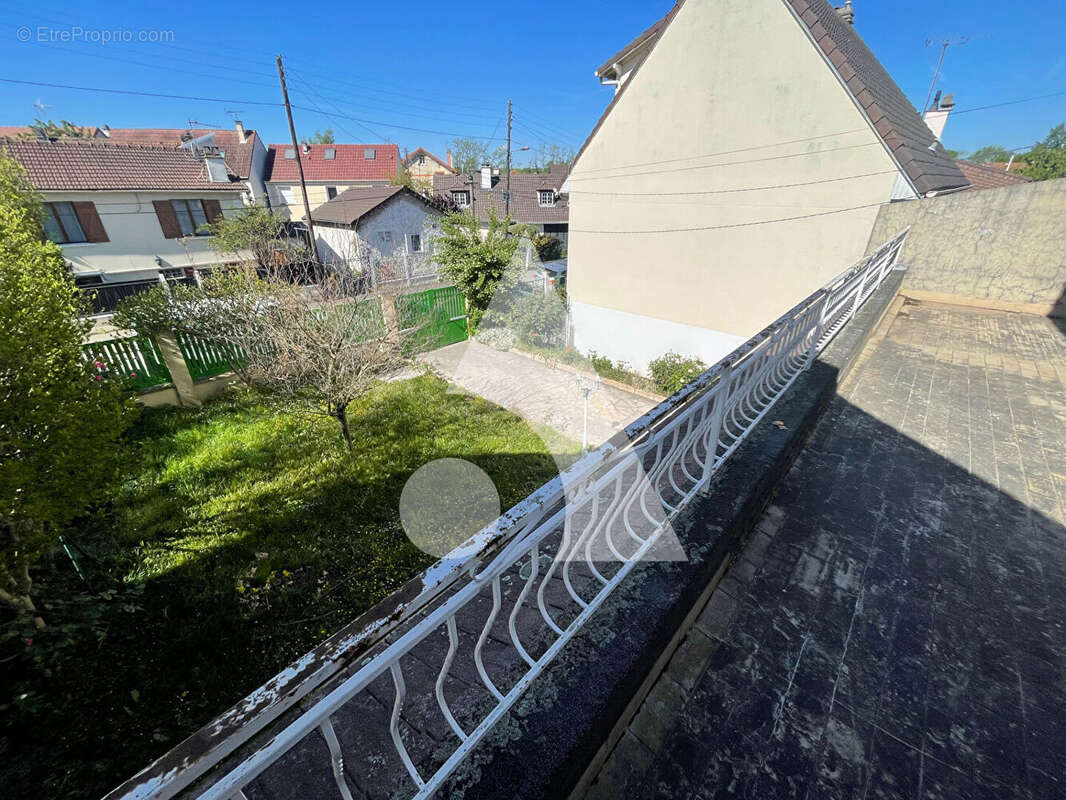 Maison à SUCY-EN-BRIE