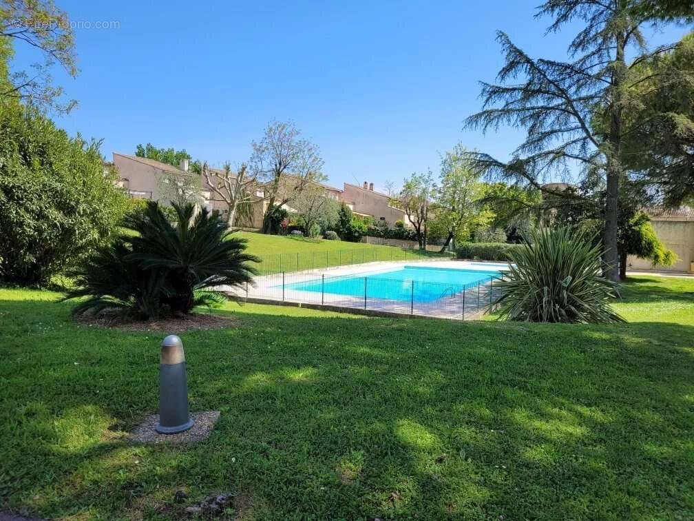 Appartement à PEYMEINADE