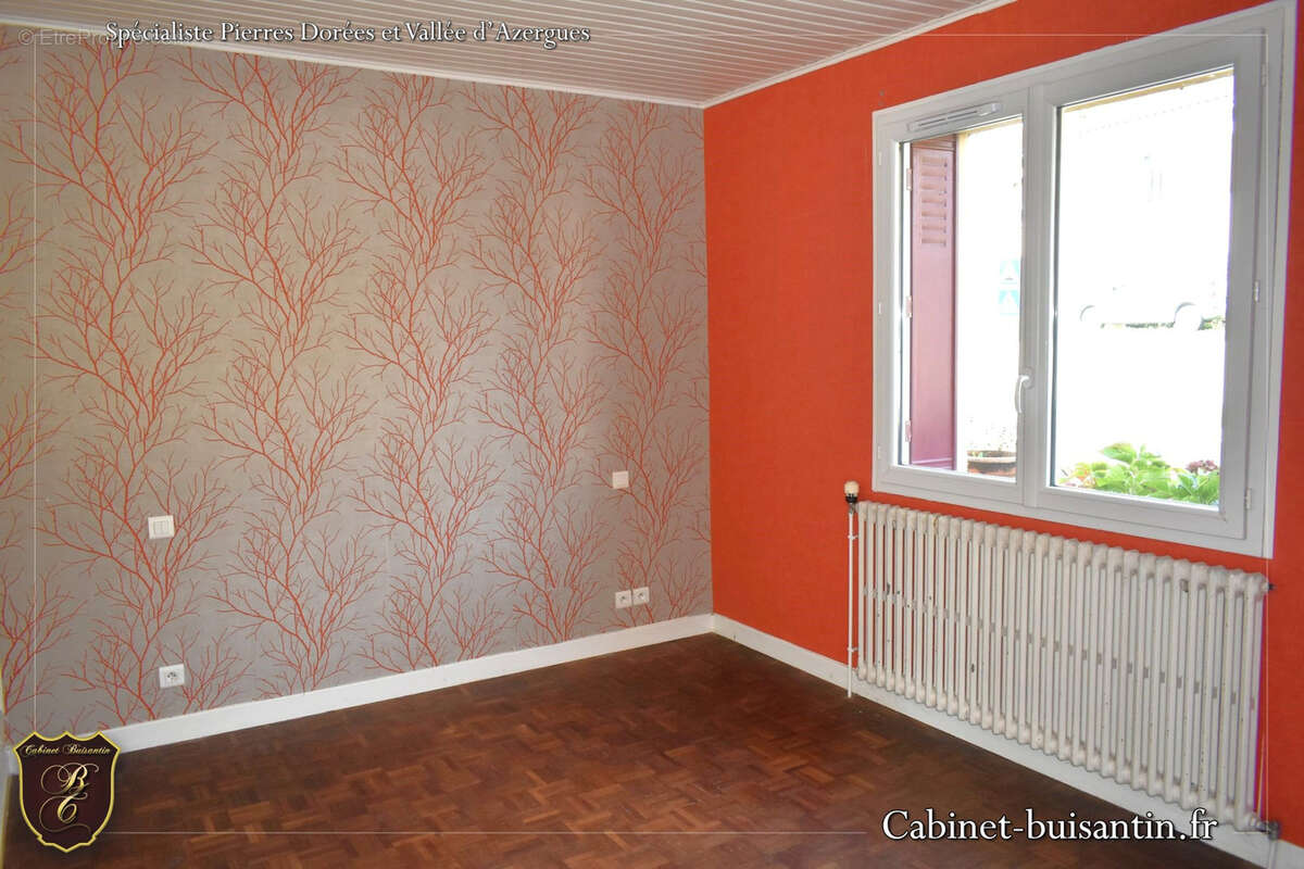 Maison à LE BOIS-D'OINGT