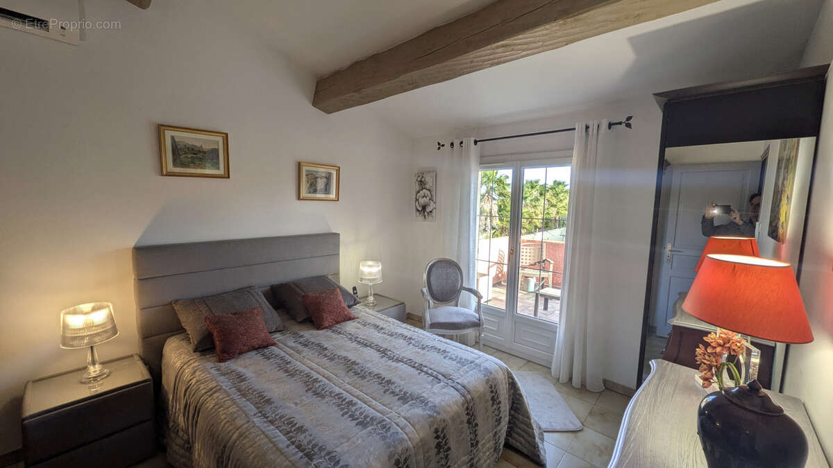 Maison à FREJUS