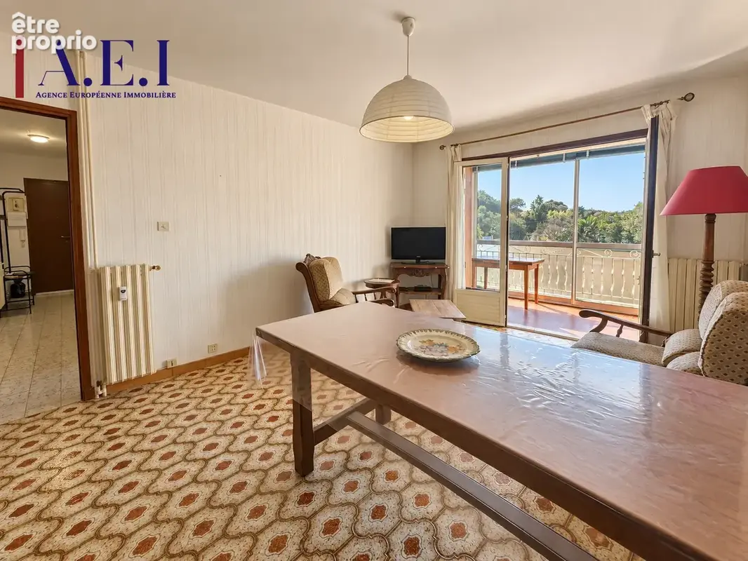 Appartement T3 avec terrasse - photo 4
