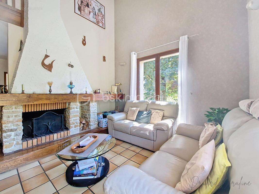 Maison à VARCES-ALLIERES-ET-RISSET