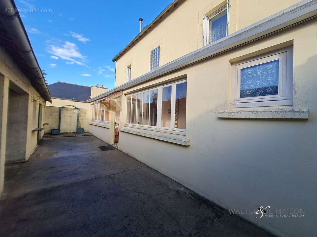 Maison à PLONEVEZ-DU-FAOU