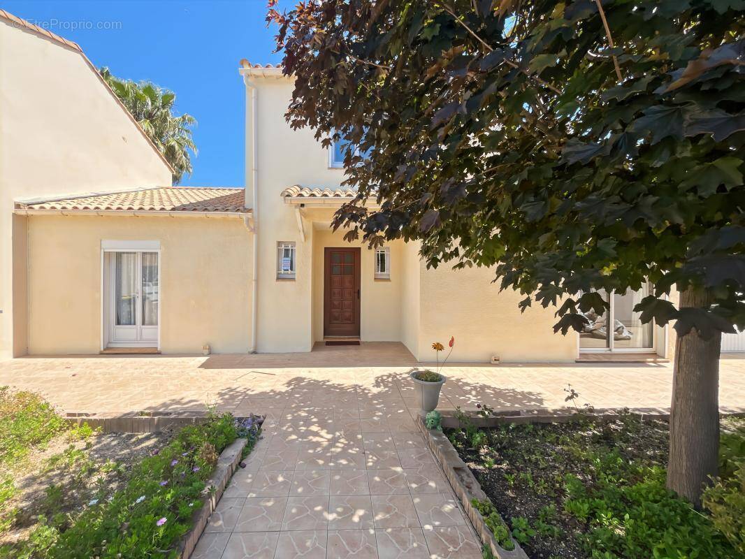 Maison à SERIGNAN