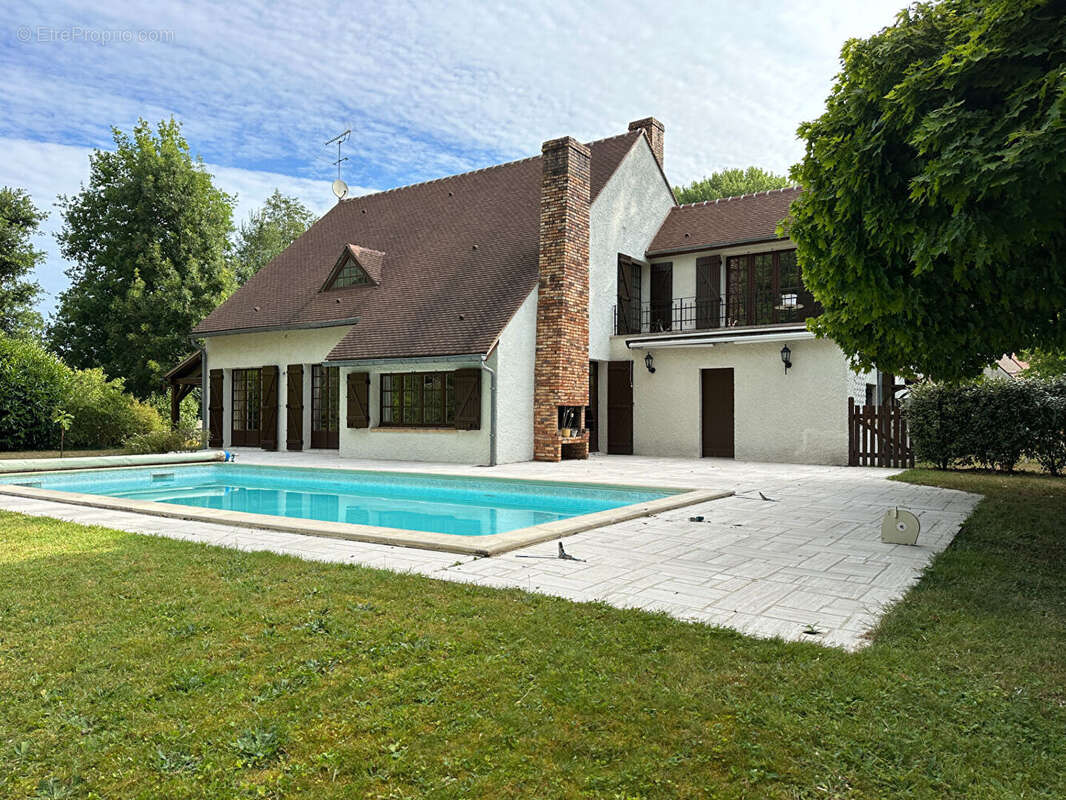 Maison à NOISY-SUR-ECOLE