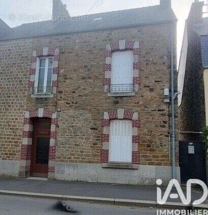 Photo 2 - Maison à FOUGERES