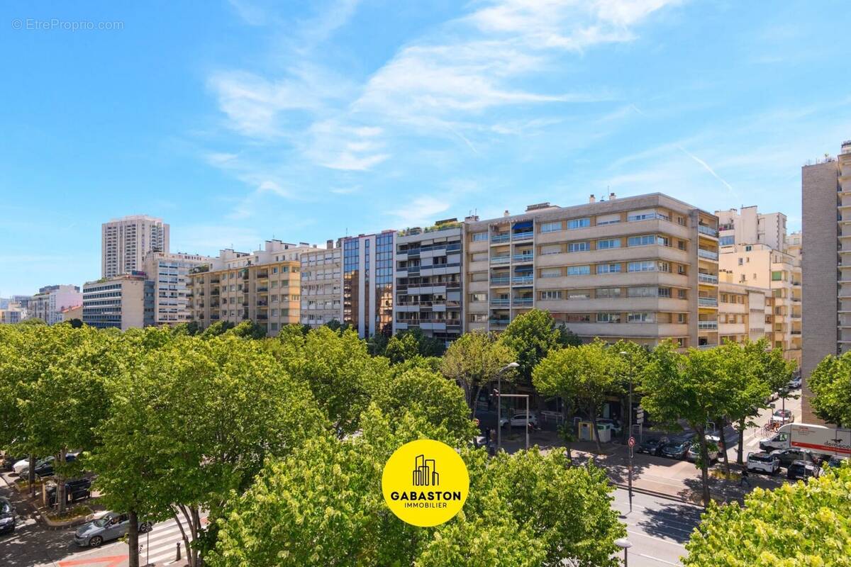 Appartement à MARSEILLE-8E