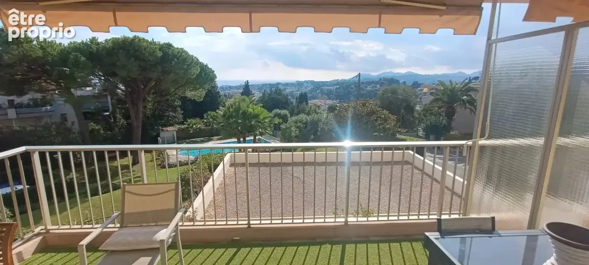 Appartement à LE CANNET