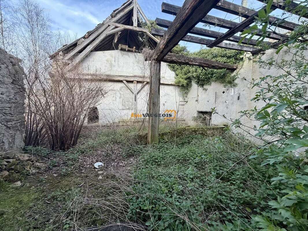 Maison à REBAIS