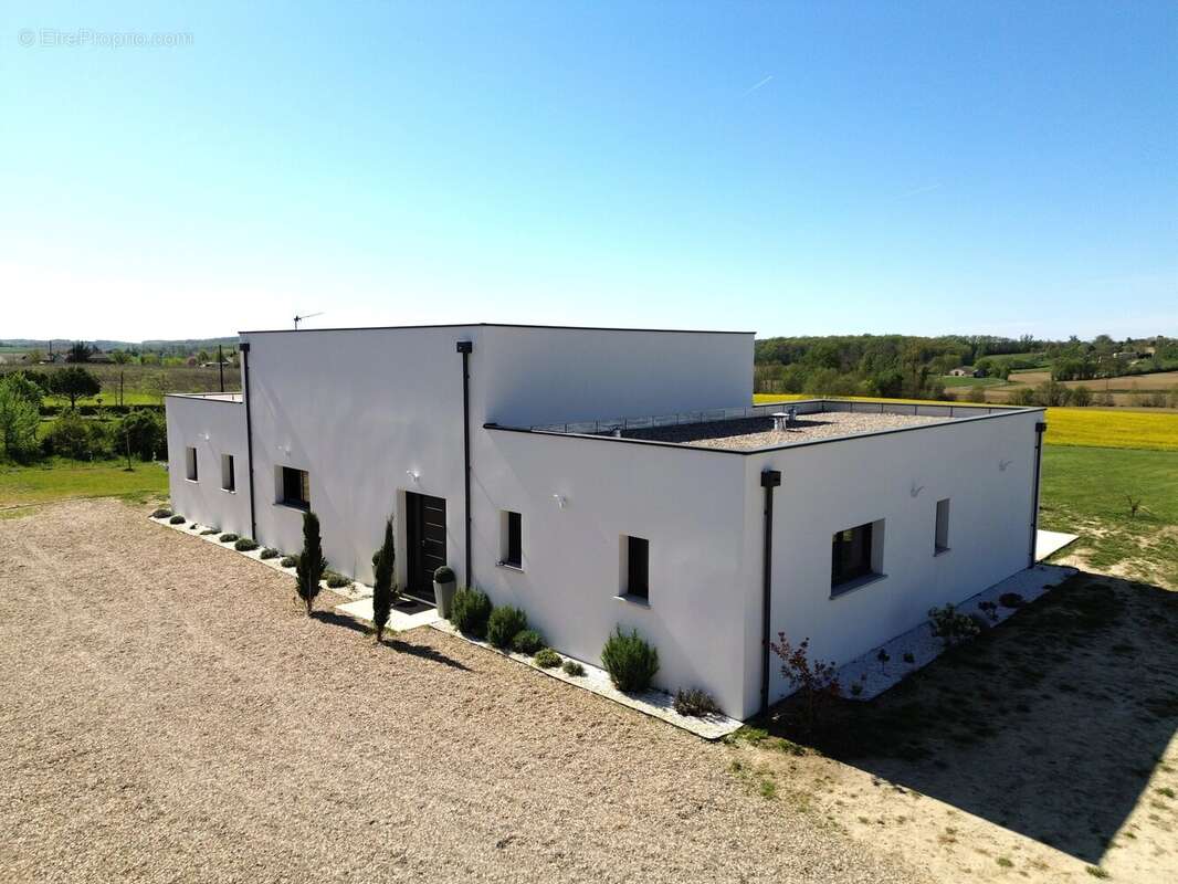 Maison à MIRAMONT-DE-GUYENNE
