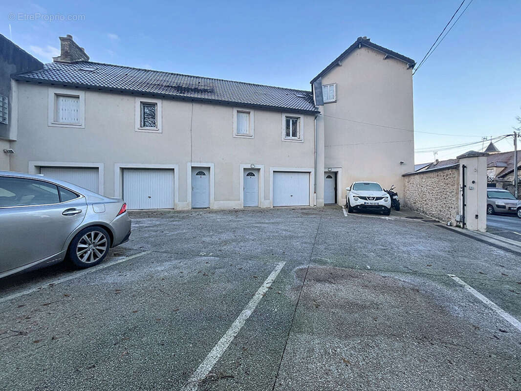 Appartement à CORBEIL-ESSONNES