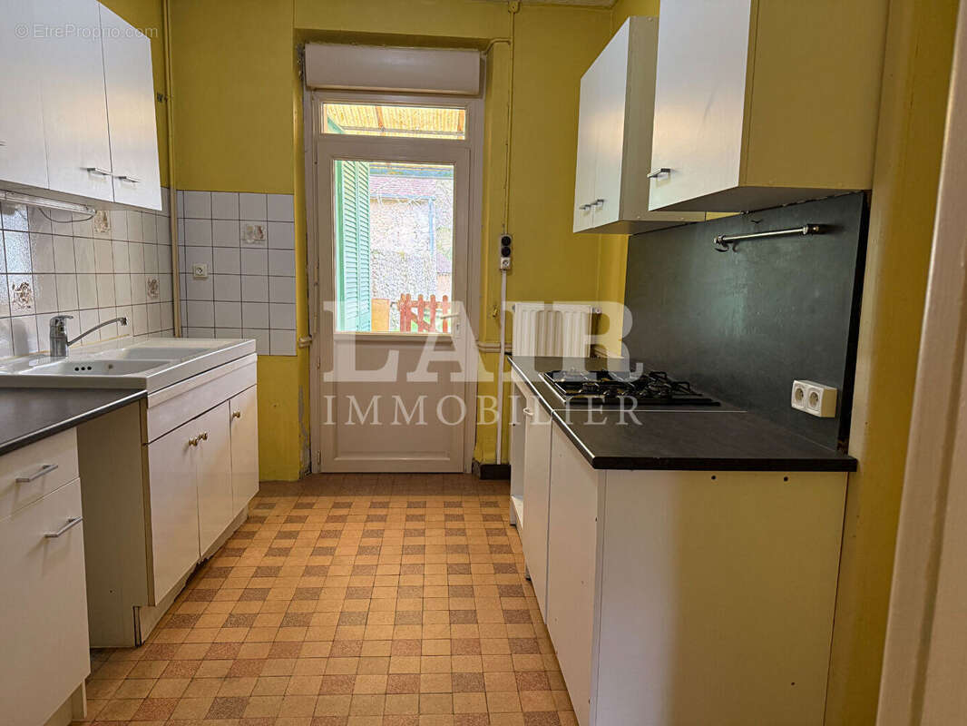 Maison à SAINT-REMY-DU-VAL