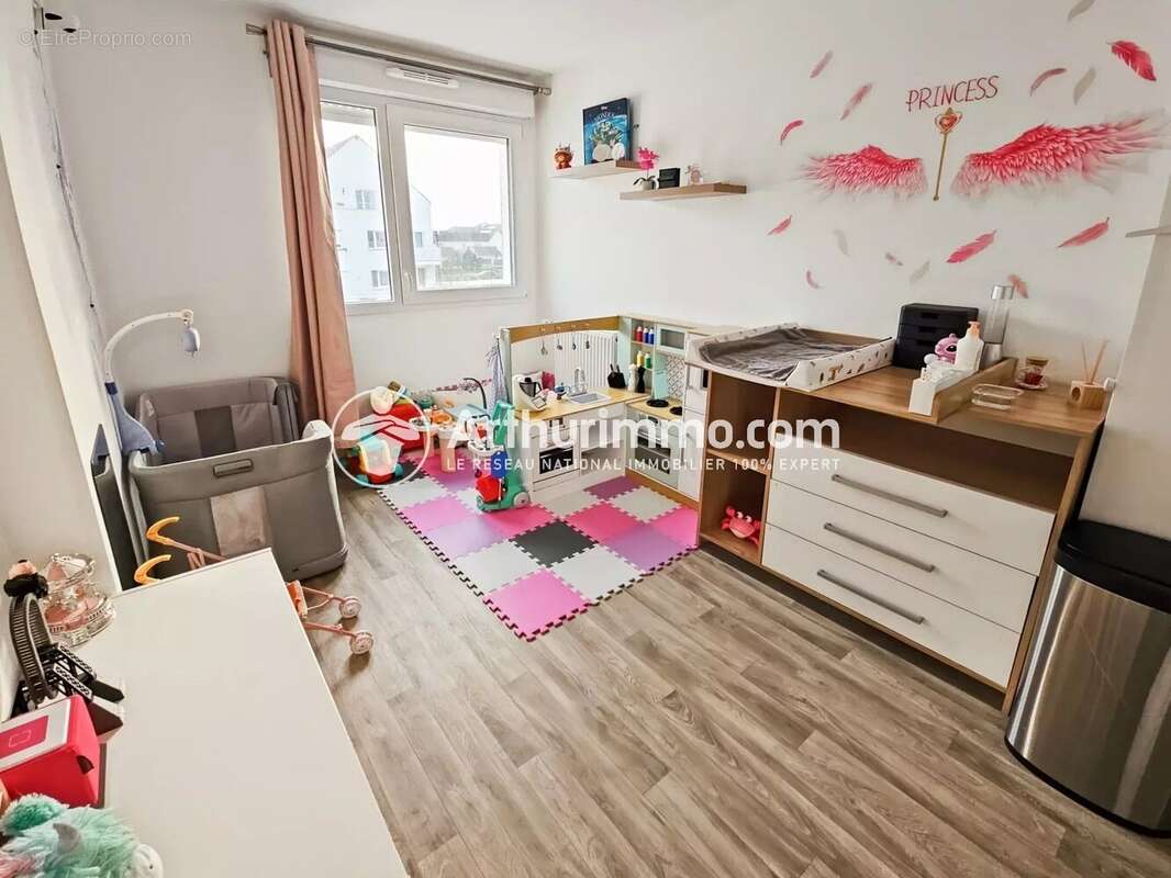 Appartement à SAINT-PIERRE-DU-PERRAY