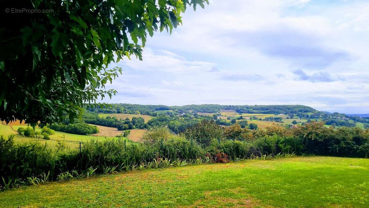 Maison entre Lauzerte et Montcuq avec vue panoramique - photo 13
