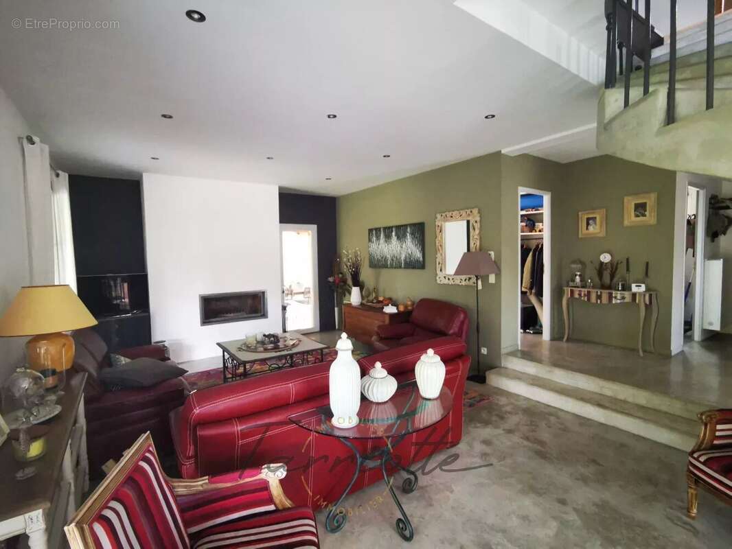 VILLA - 10672 - photo 23