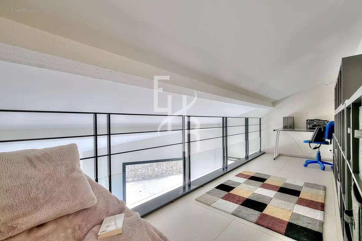 Maison à MOUGINS