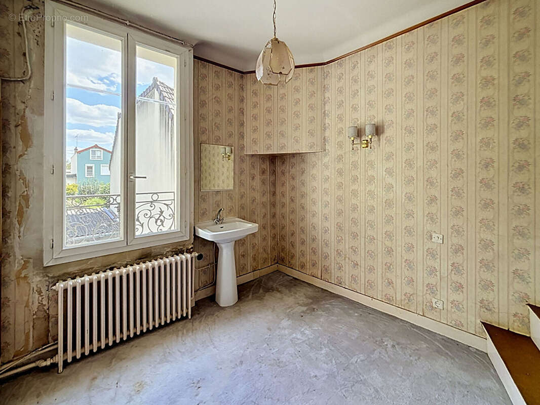 Maison Villejuif 4 pièce(s) 85 m2 - photo 8