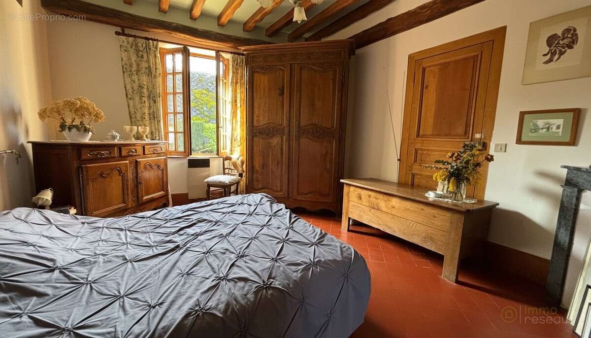 Maison 200 m² à Saint-Just-En-Chaussee  - photo 5